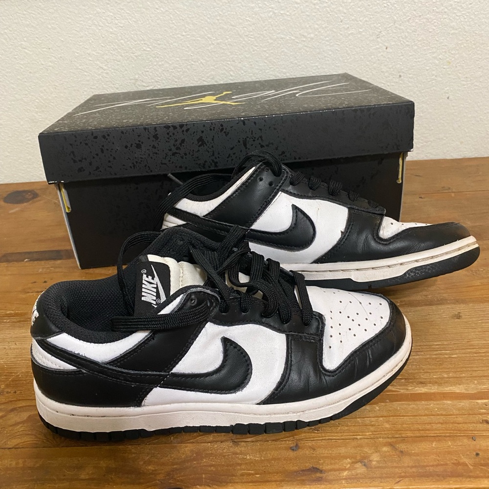 NIKE Dunk Low Retro Panda